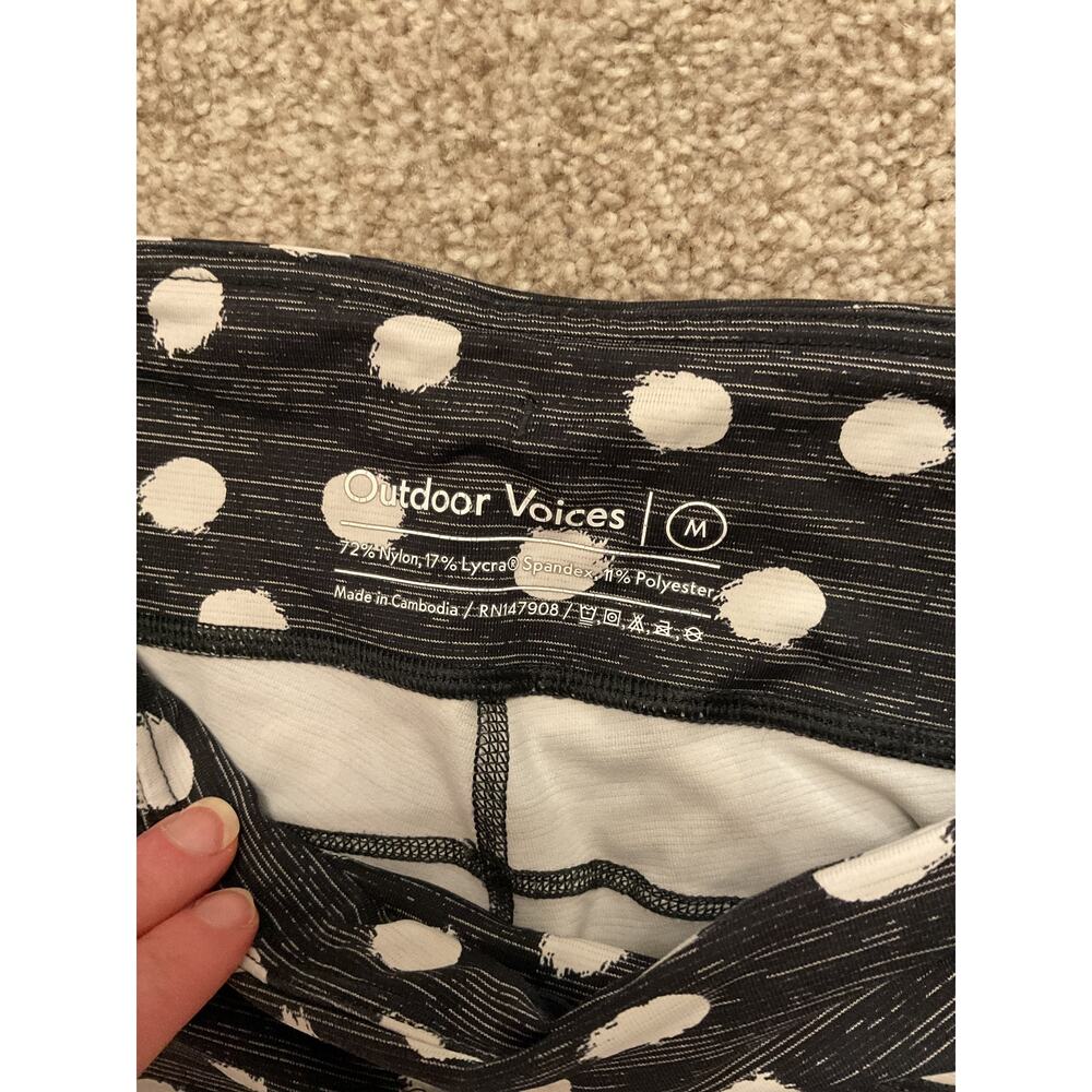 Outdoor Voices TechSweat Black & White Polka Dot 7/8 Leggings, sz M - Picture 5 of 7